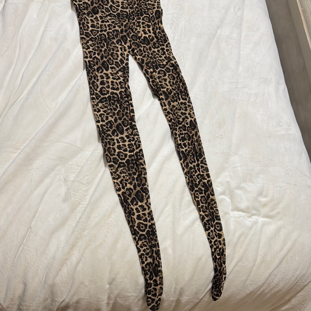 Leopard Print Footed Leggings